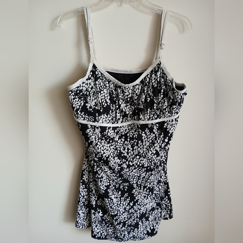 It Figures! Tunmy Thinner Floral S One Piece Swimsuit Size 20W